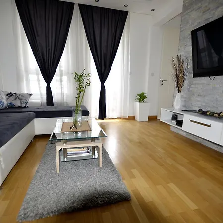 Clean&cozy Novi Apartman Belgrád
